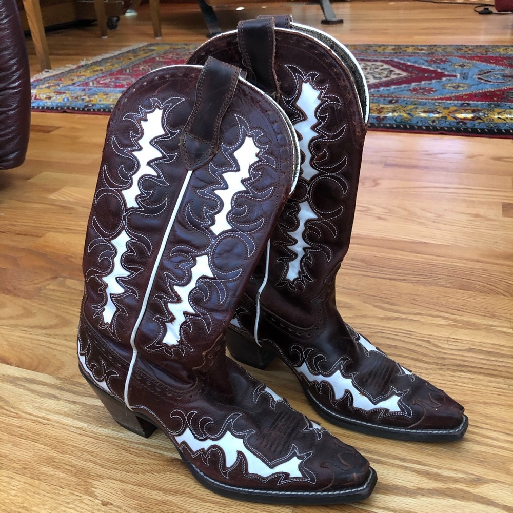 Ariat Womens cowboy boots